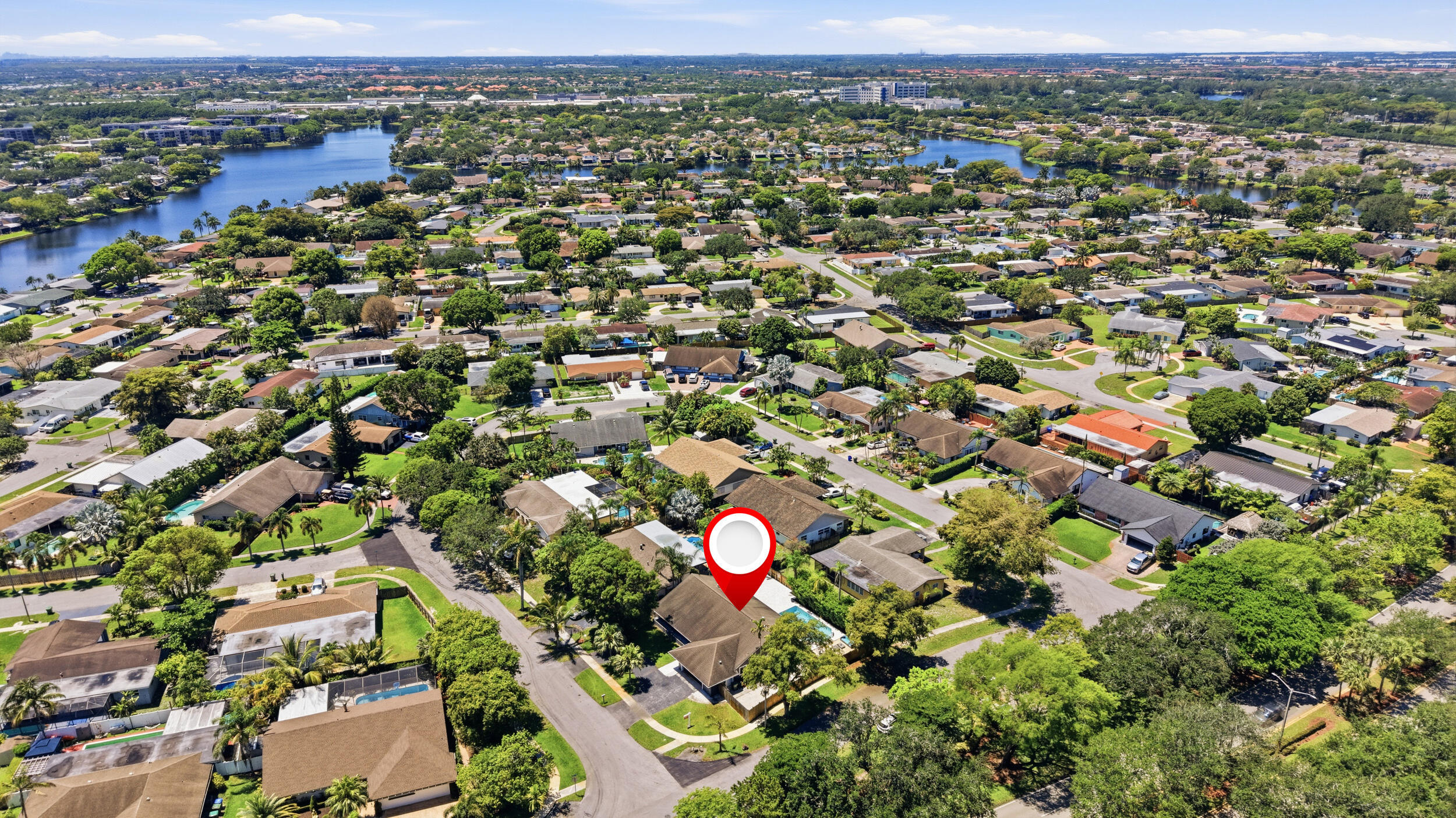 PEMBROKE LAKES SEC 6 - Residential