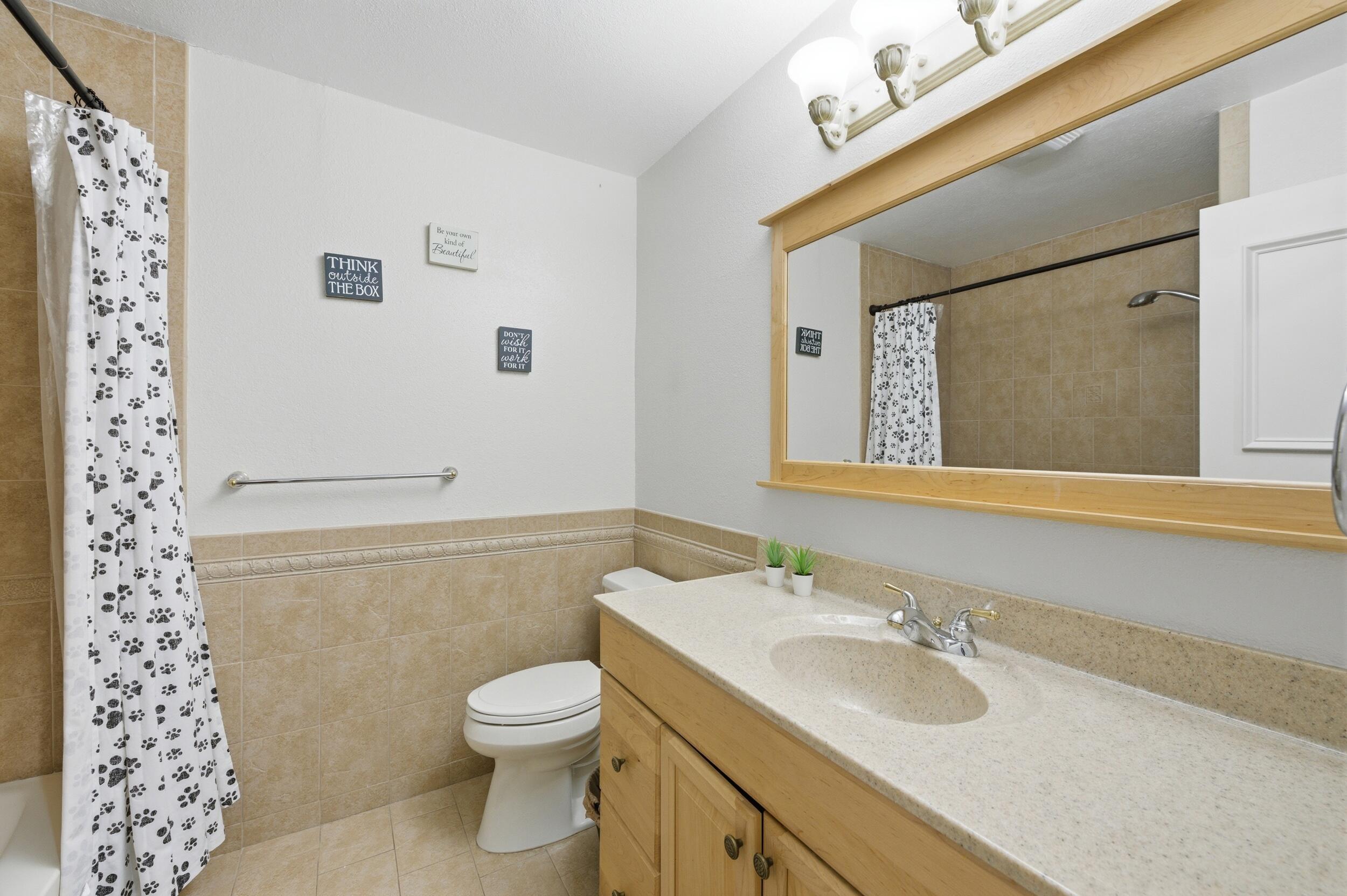 PEMBROKE LAKES SEC 6 - Residential