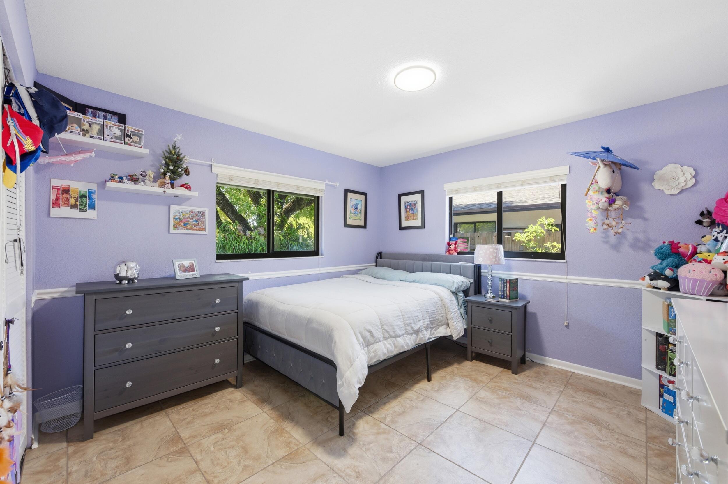 PEMBROKE LAKES SEC 6 - Residential