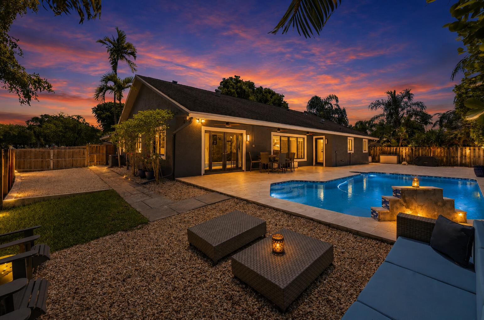 PEMBROKE LAKES SEC 6 - Residential