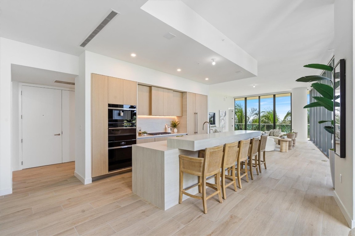 900 N Ocean Boulevard 301