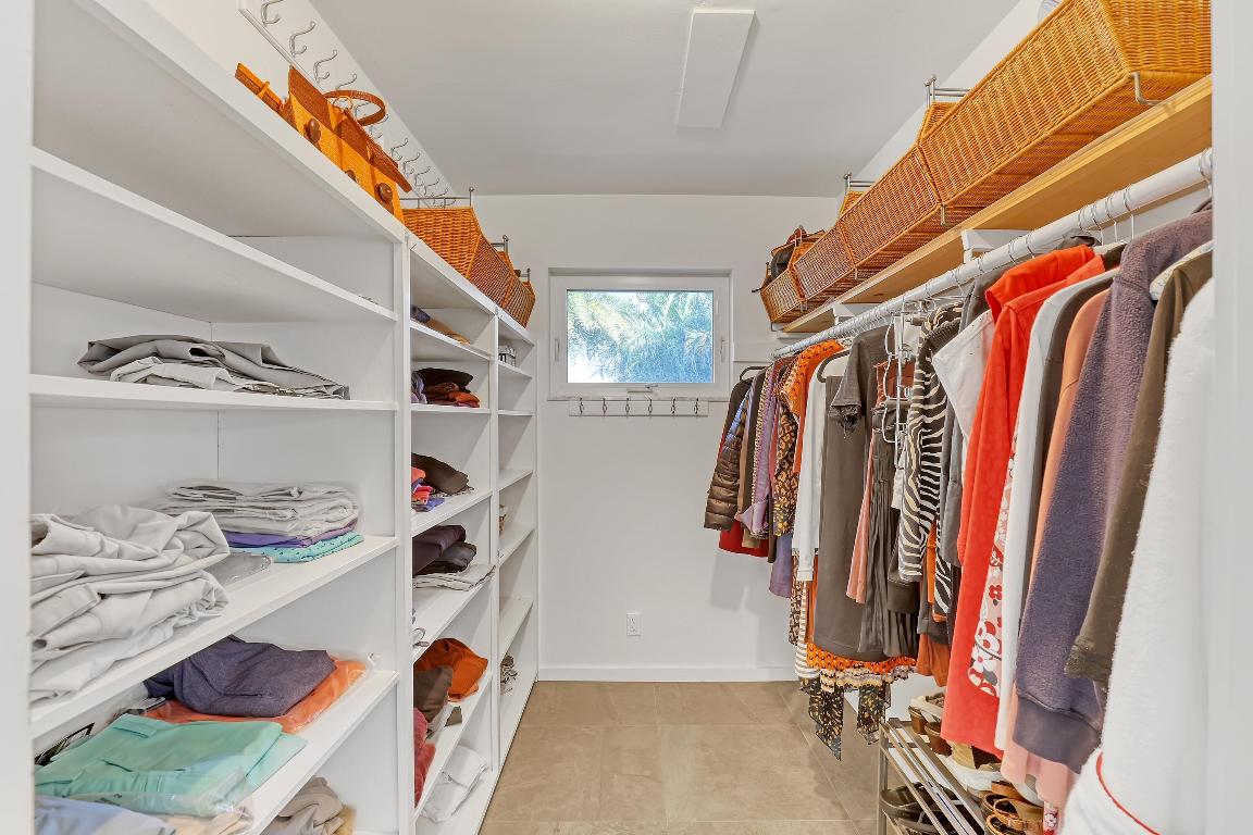 GOLF COURSE ADD TO VILLAGE OF NORTH PALM BEACH - Residential