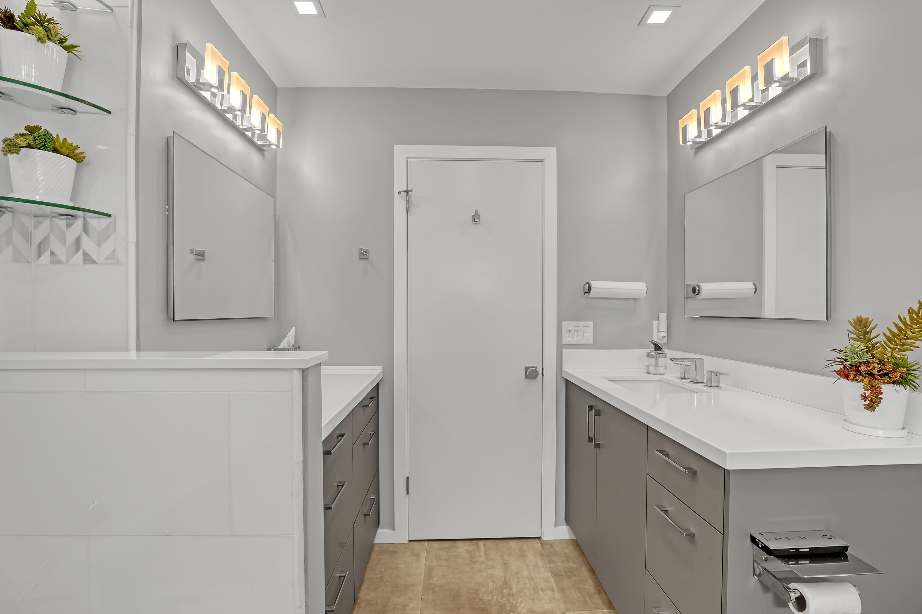 GOLF COURSE ADD TO VILLAGE OF NORTH PALM BEACH - Residential