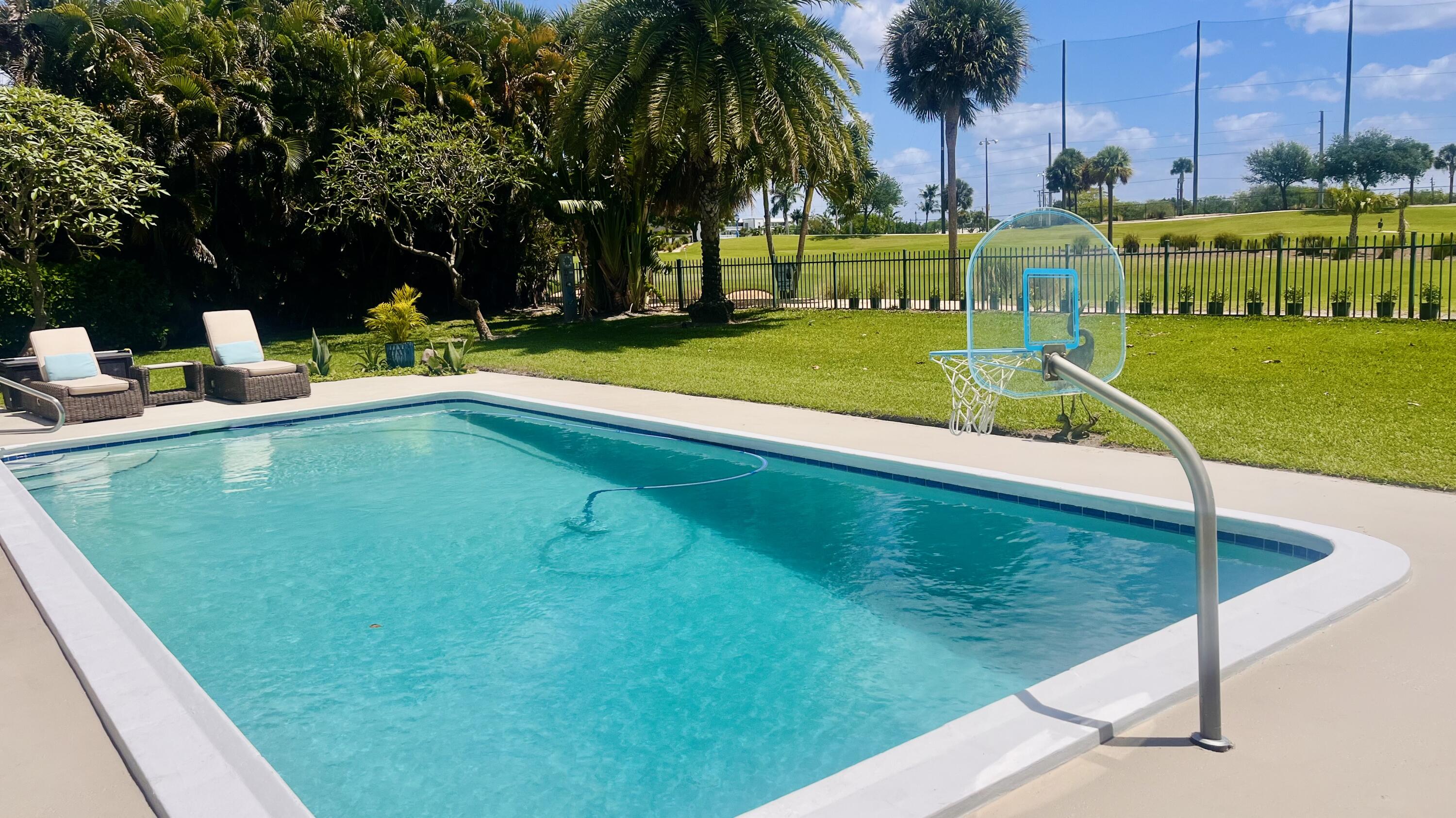 GOLF COURSE ADD TO VILLAGE OF NORTH PALM BEACH - Residential