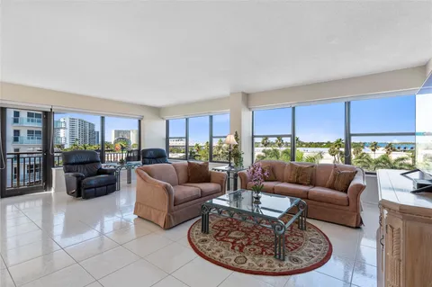 3800 Galt Ocean Dr Unit 511, Fort Lauderdale, FL MLS: F10494560