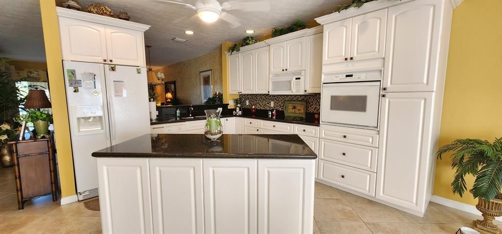 Photo of 2183 SE Wild Meadow Circle, Port Saint Lucie, FL 34952 (MLS # R10848469)