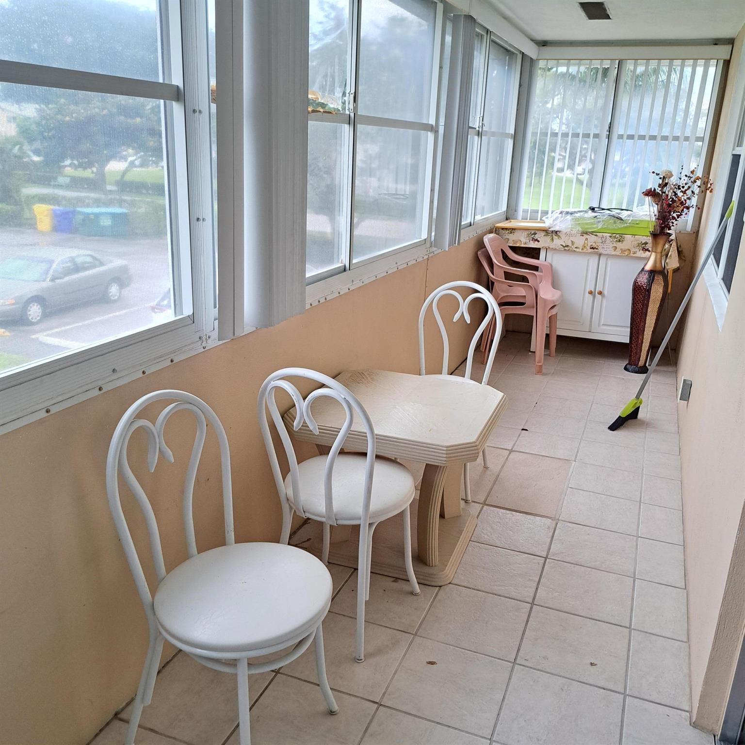 CAMBRIDGE CONDOS - Residential