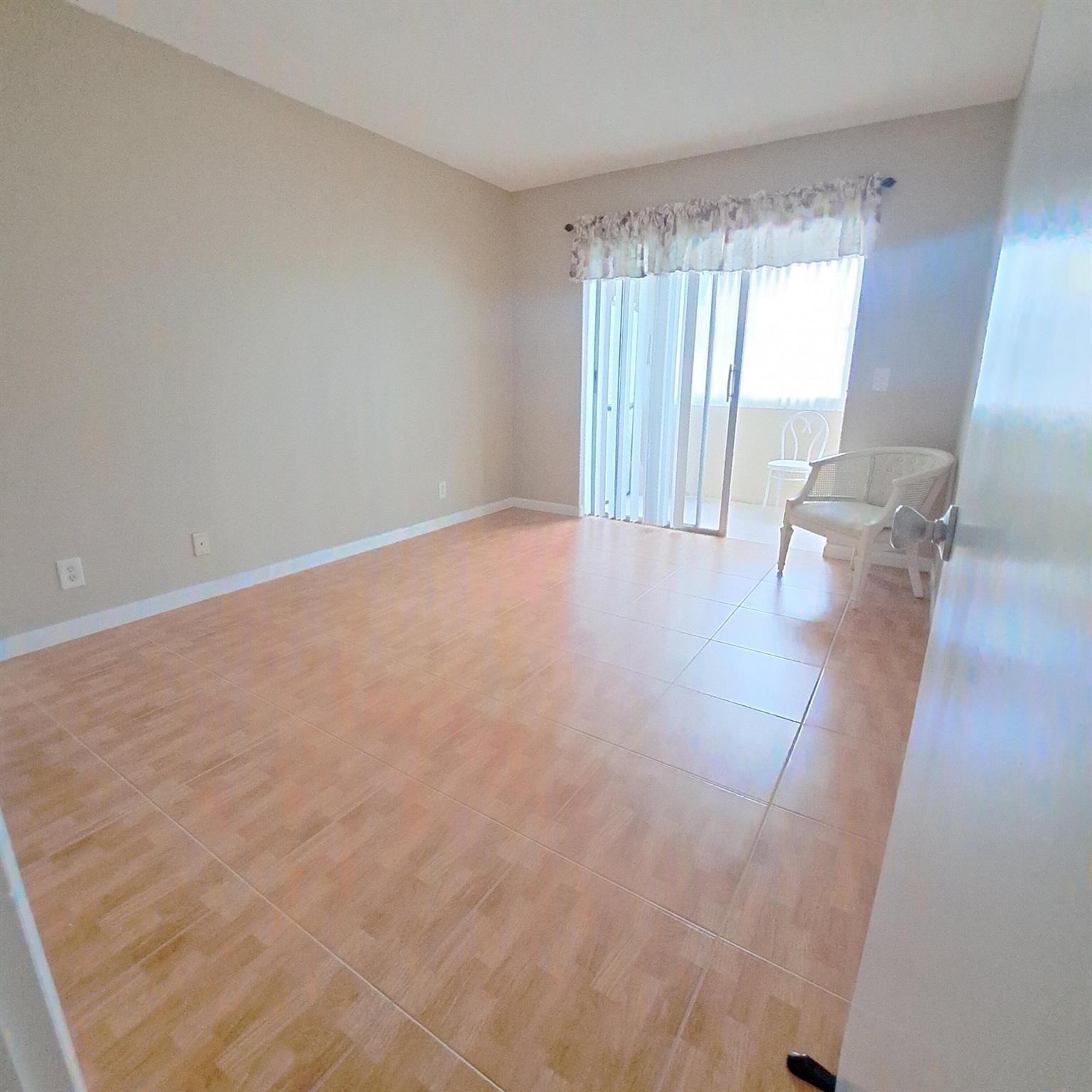 CAMBRIDGE CONDOS - Residential