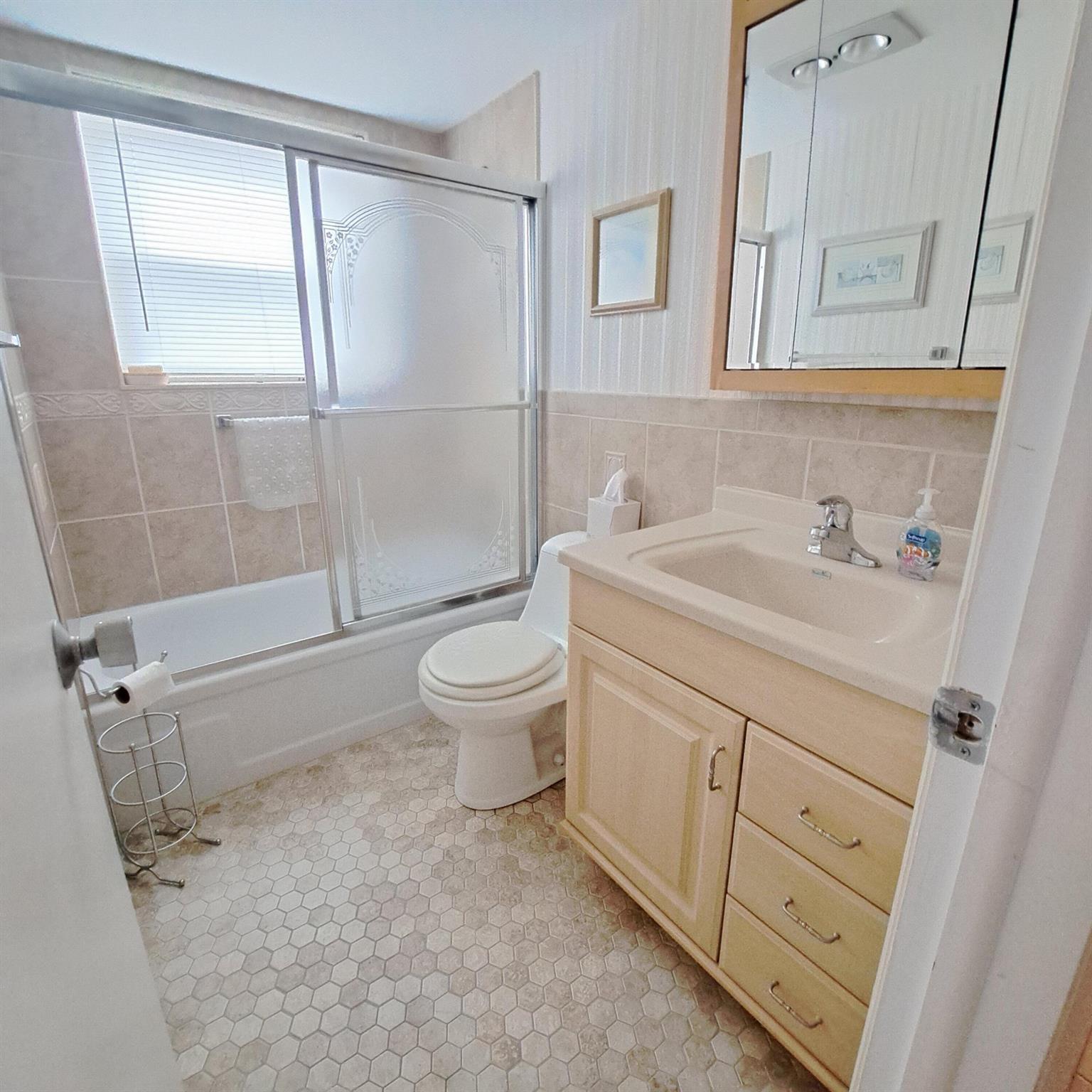 CAMBRIDGE CONDOS - Residential