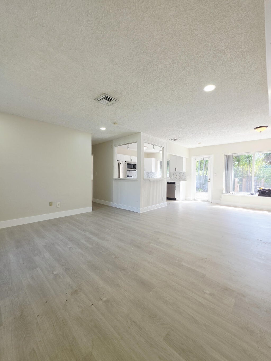 Photo of 1432 NE 27th Street, Wilton Manors, FL 33334 (MLS # B26087480)