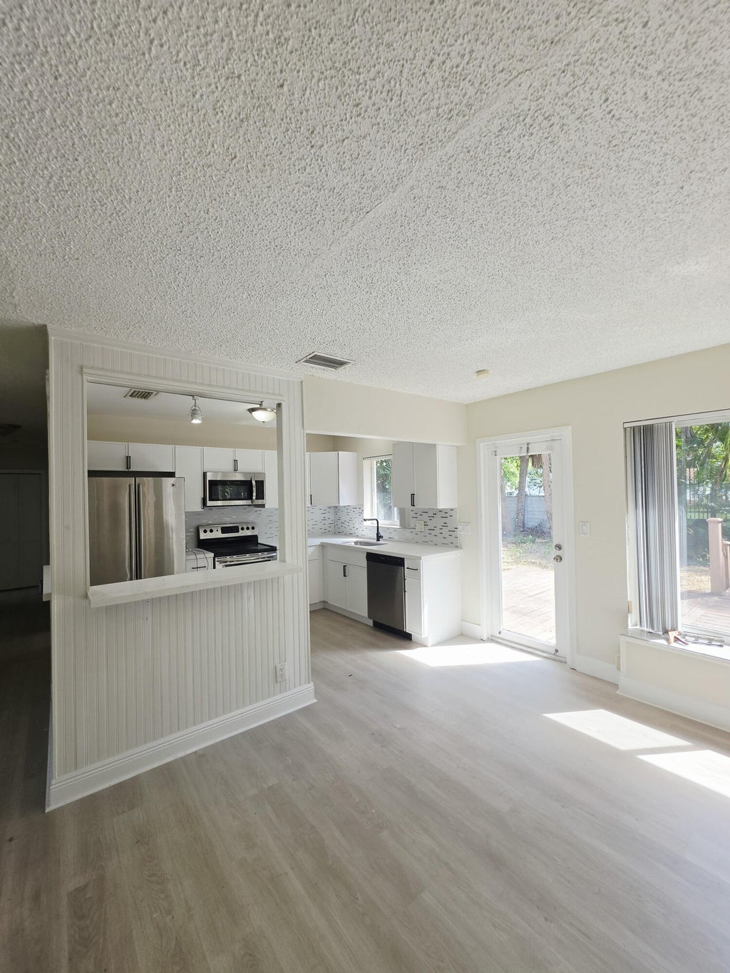 Photo of 1432 NE 27th Street, Wilton Manors, FL 33334 (MLS # B26087480)