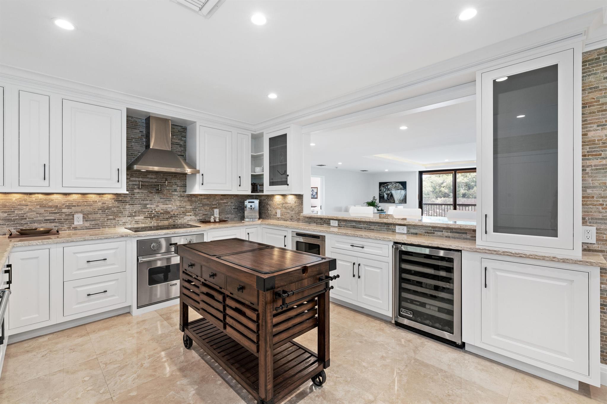POLO ISLAND CONDO - Residential Lease