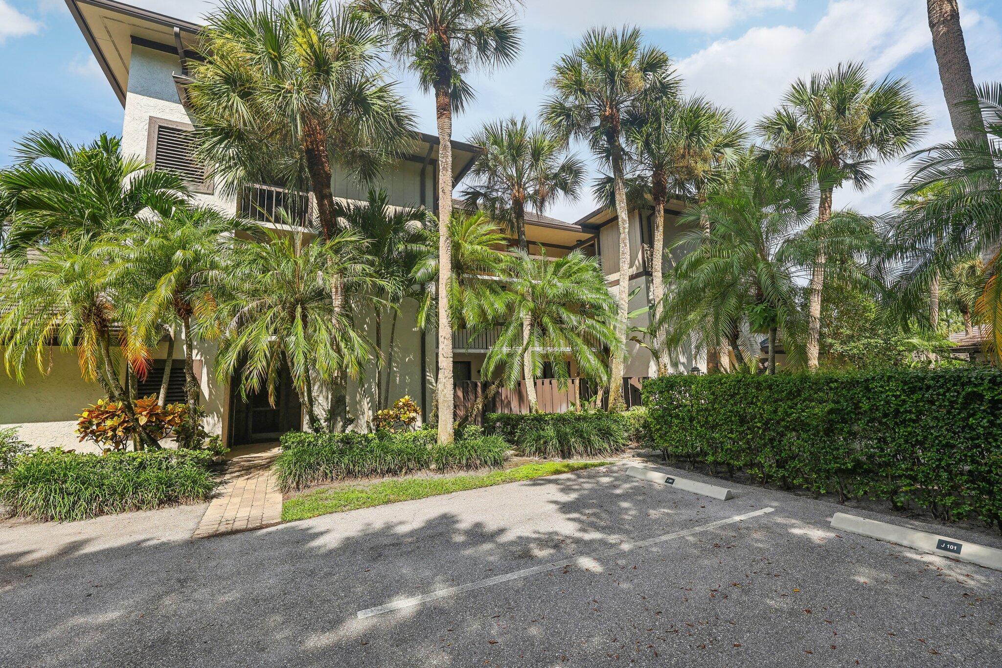 POLO ISLAND CONDO - Residential Lease