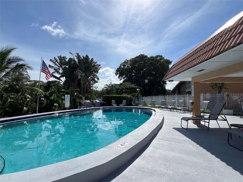 A home in Wilton Manors