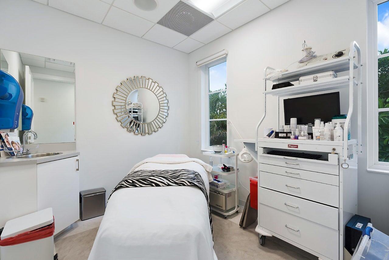 DEL IDA PARK - Commercial Sale