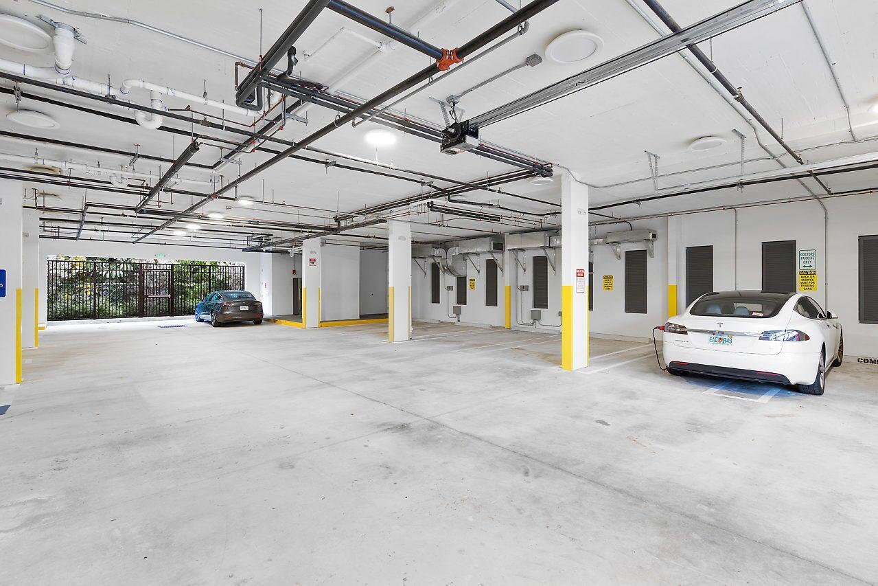 DEL IDA PARK - Commercial Sale