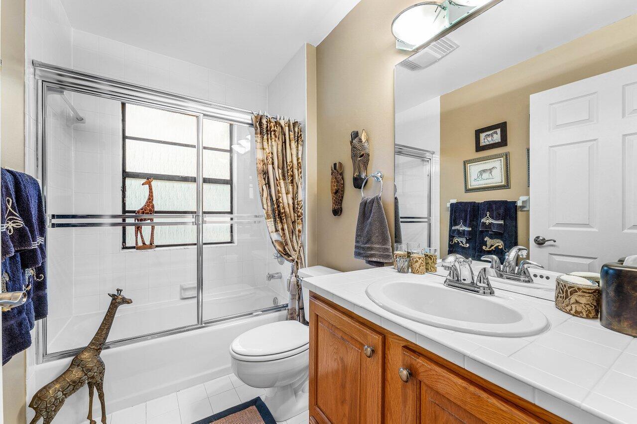 NORTH PASSAGE - Residential