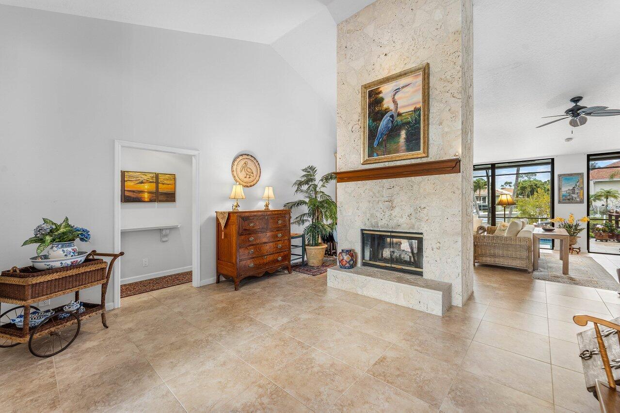 NORTH PASSAGE - Residential