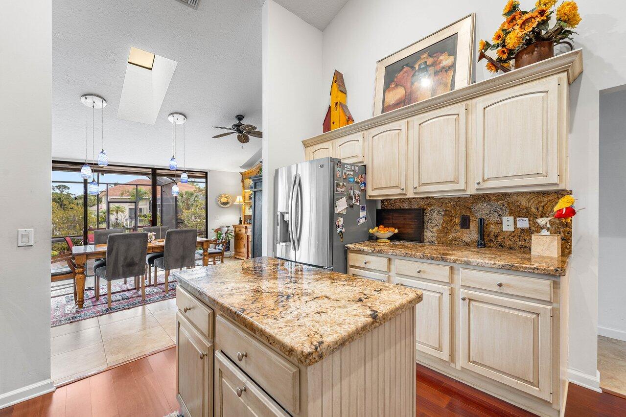 NORTH PASSAGE - Residential