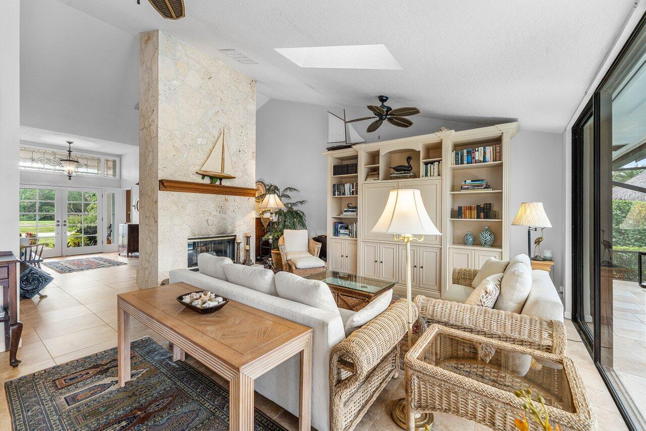 NORTH PASSAGE - Residential