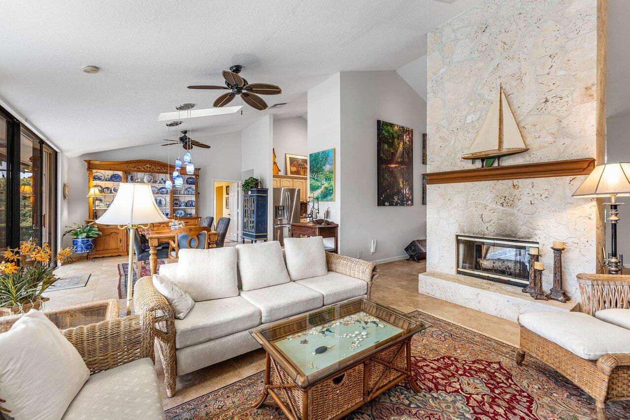 NORTH PASSAGE - Residential