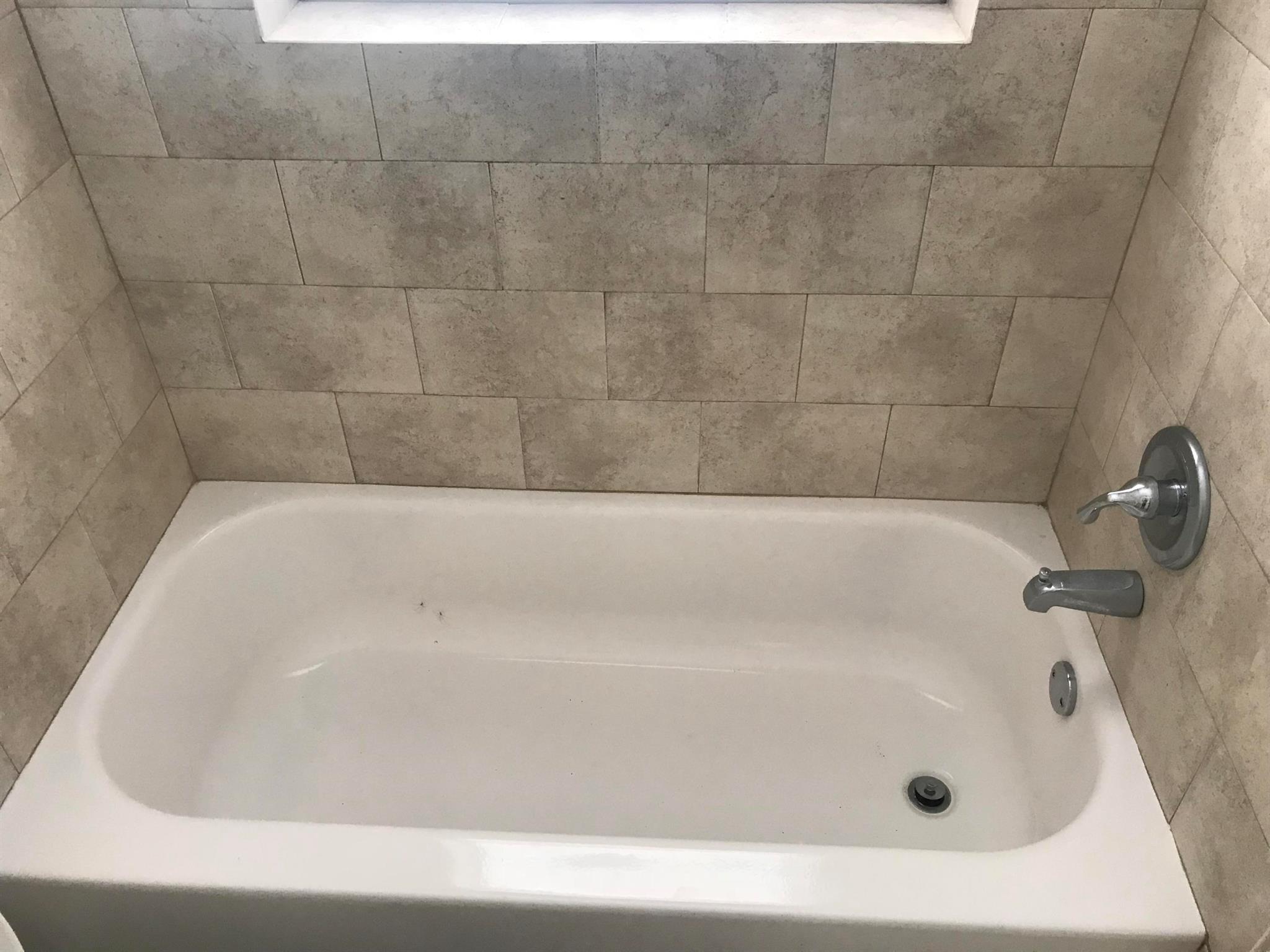 NORTH PALM BCH 3 - Residential Lease