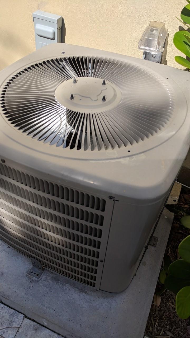 NORTH PALM BCH 3 - Residential Lease