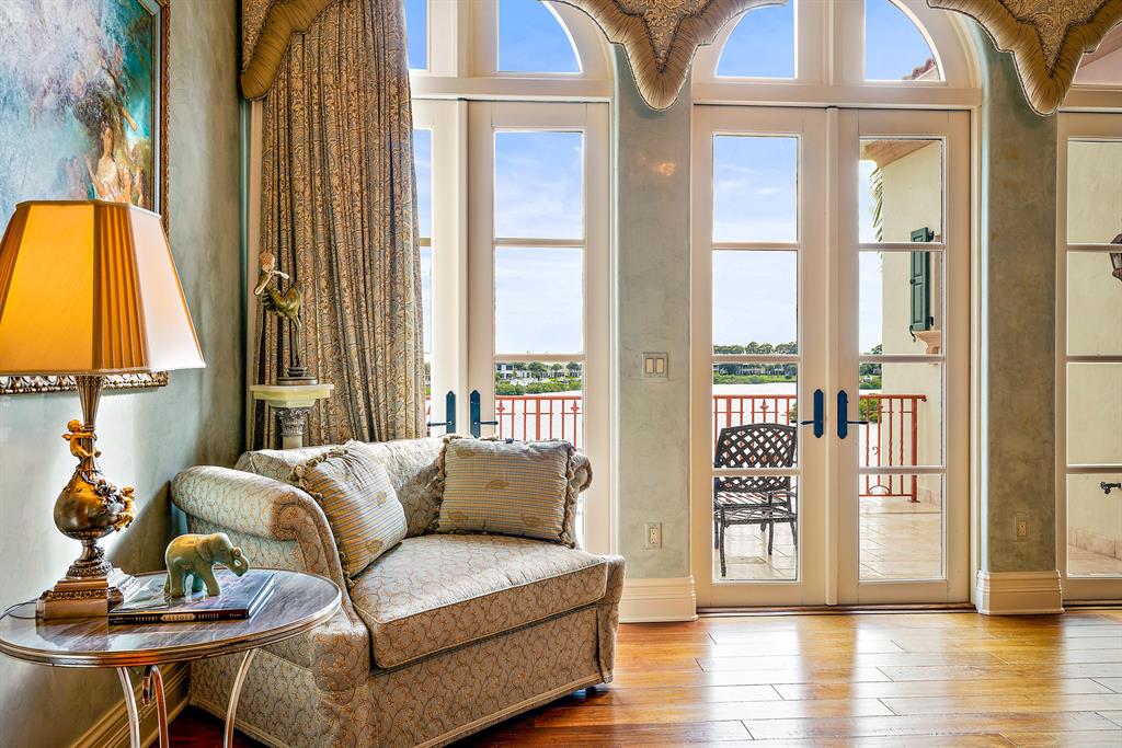 Admirals Cove - Residential