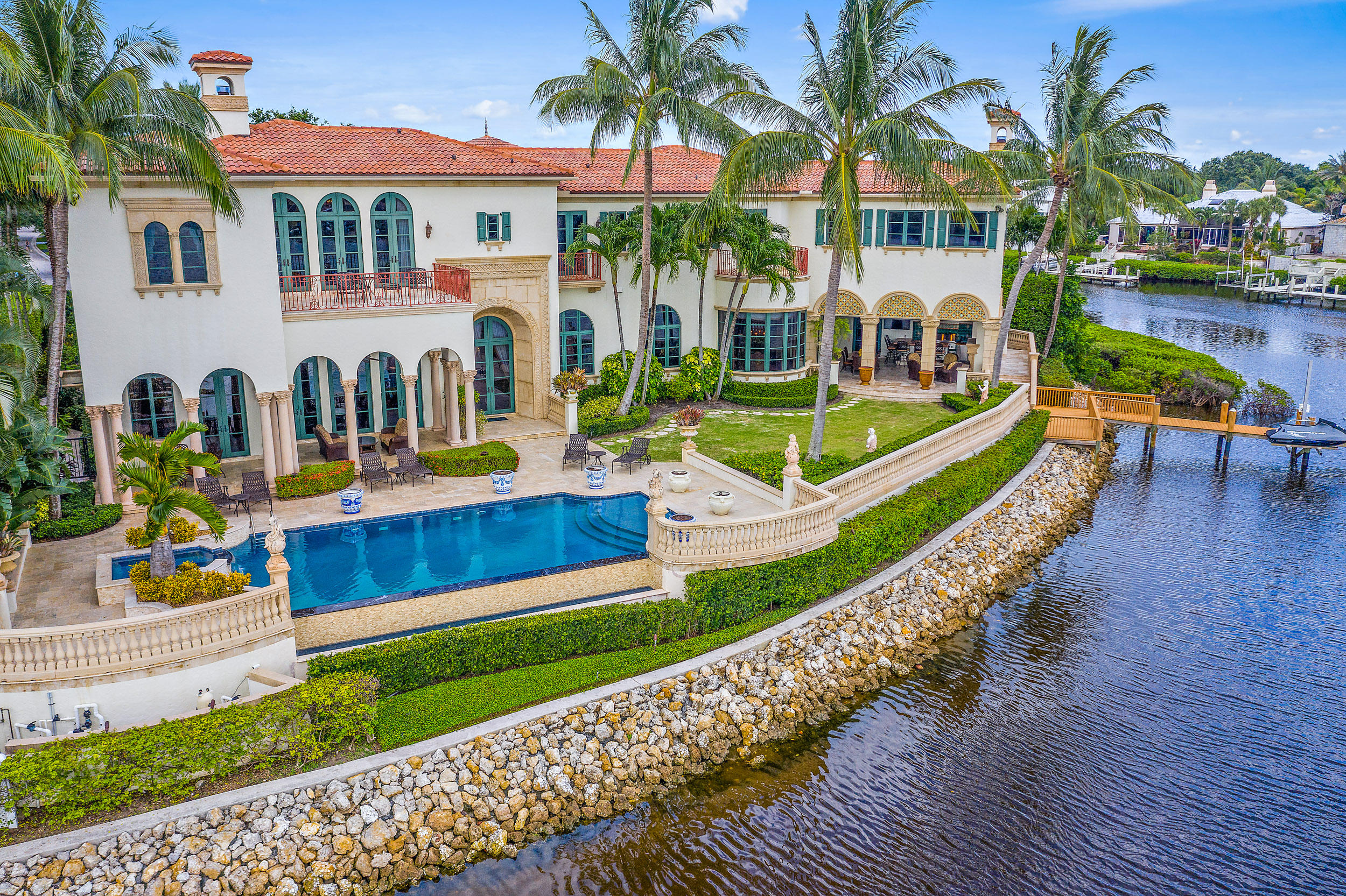 Admirals Cove - Residential