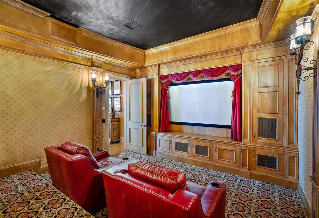 Admirals Cove - Residential