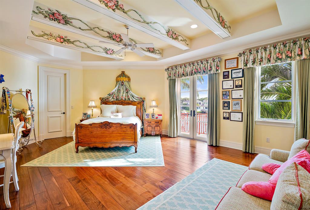 Admirals Cove - Residential