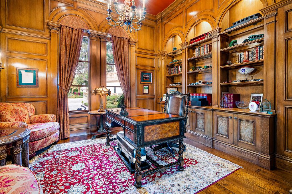 Admirals Cove - Residential