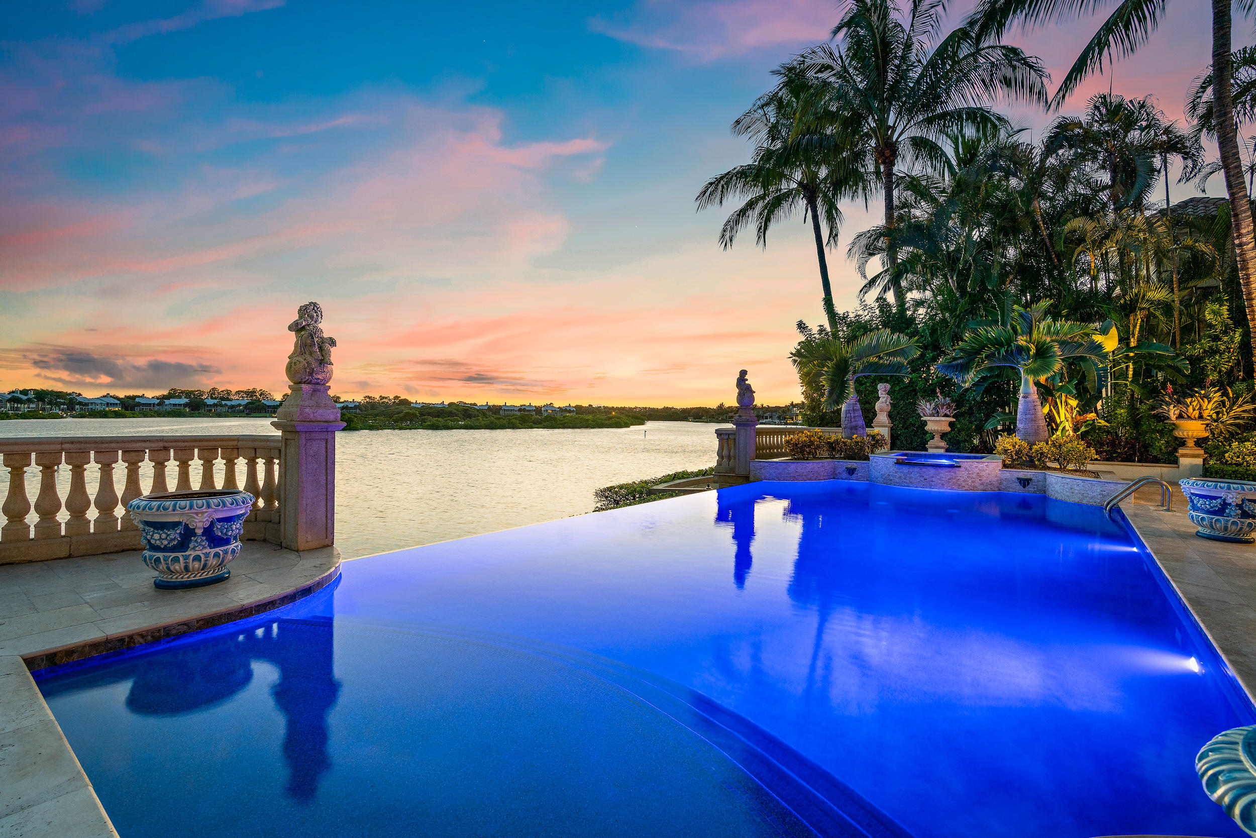 Admirals Cove - Residential