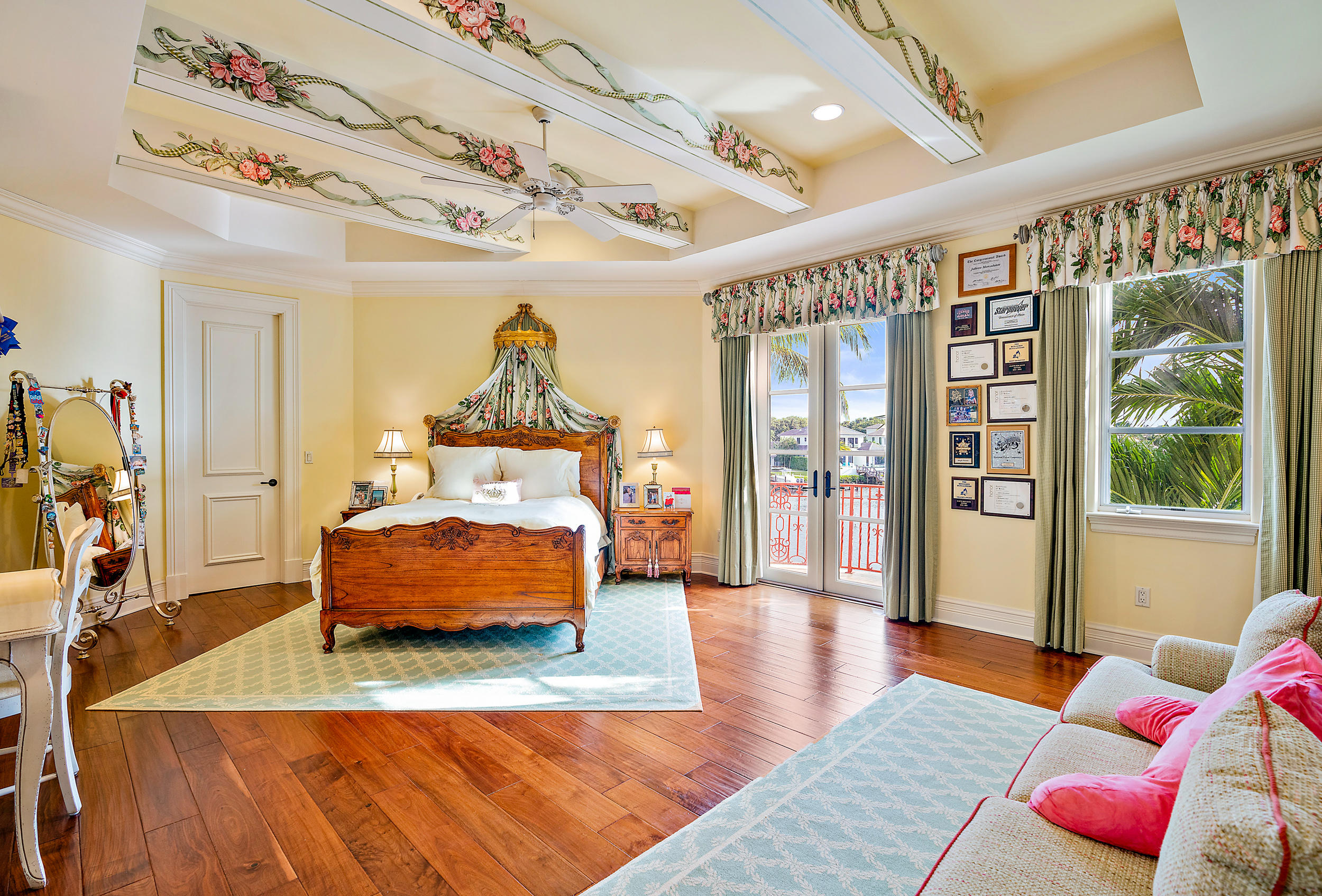 Admirals Cove - Residential