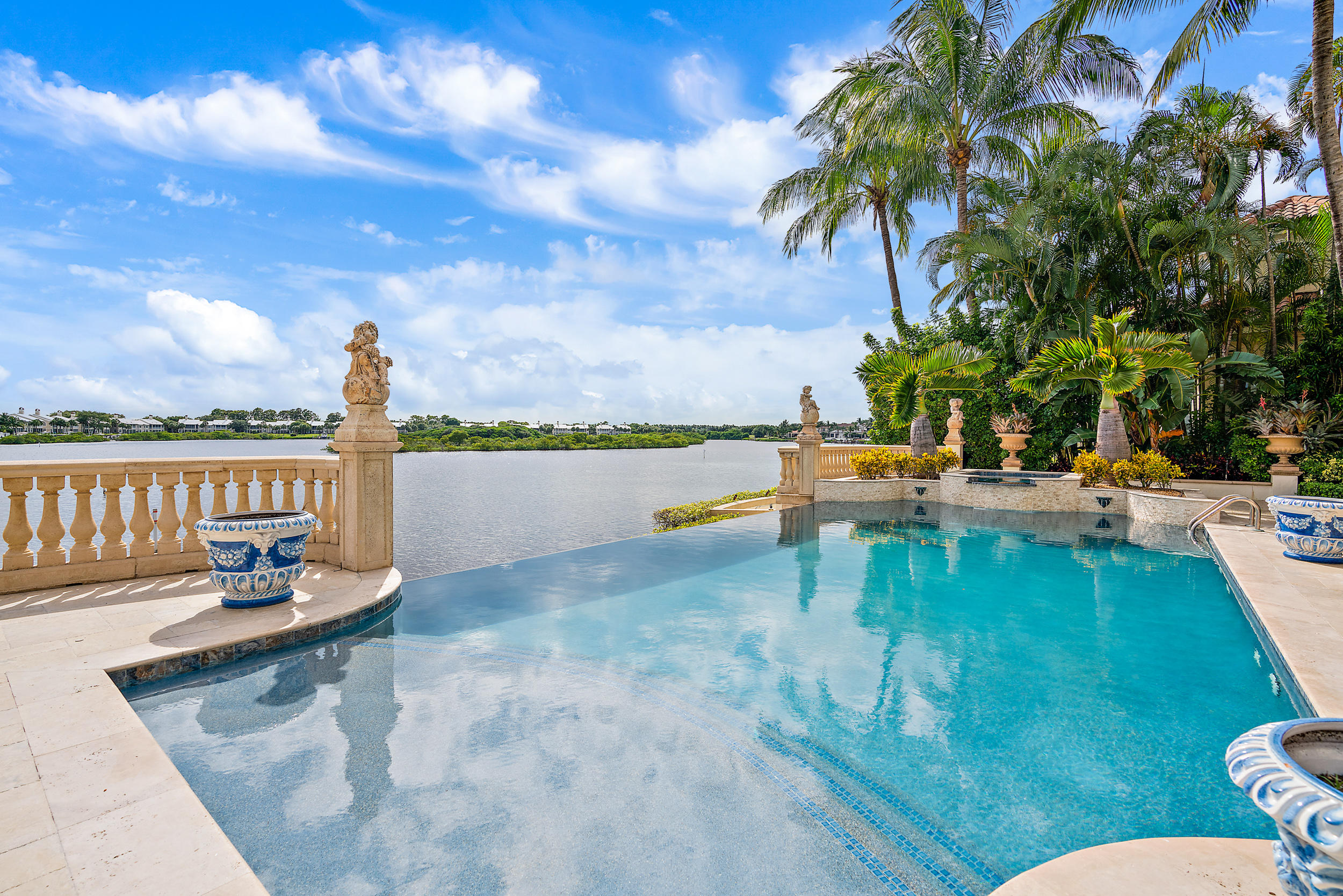 Admirals Cove - Residential