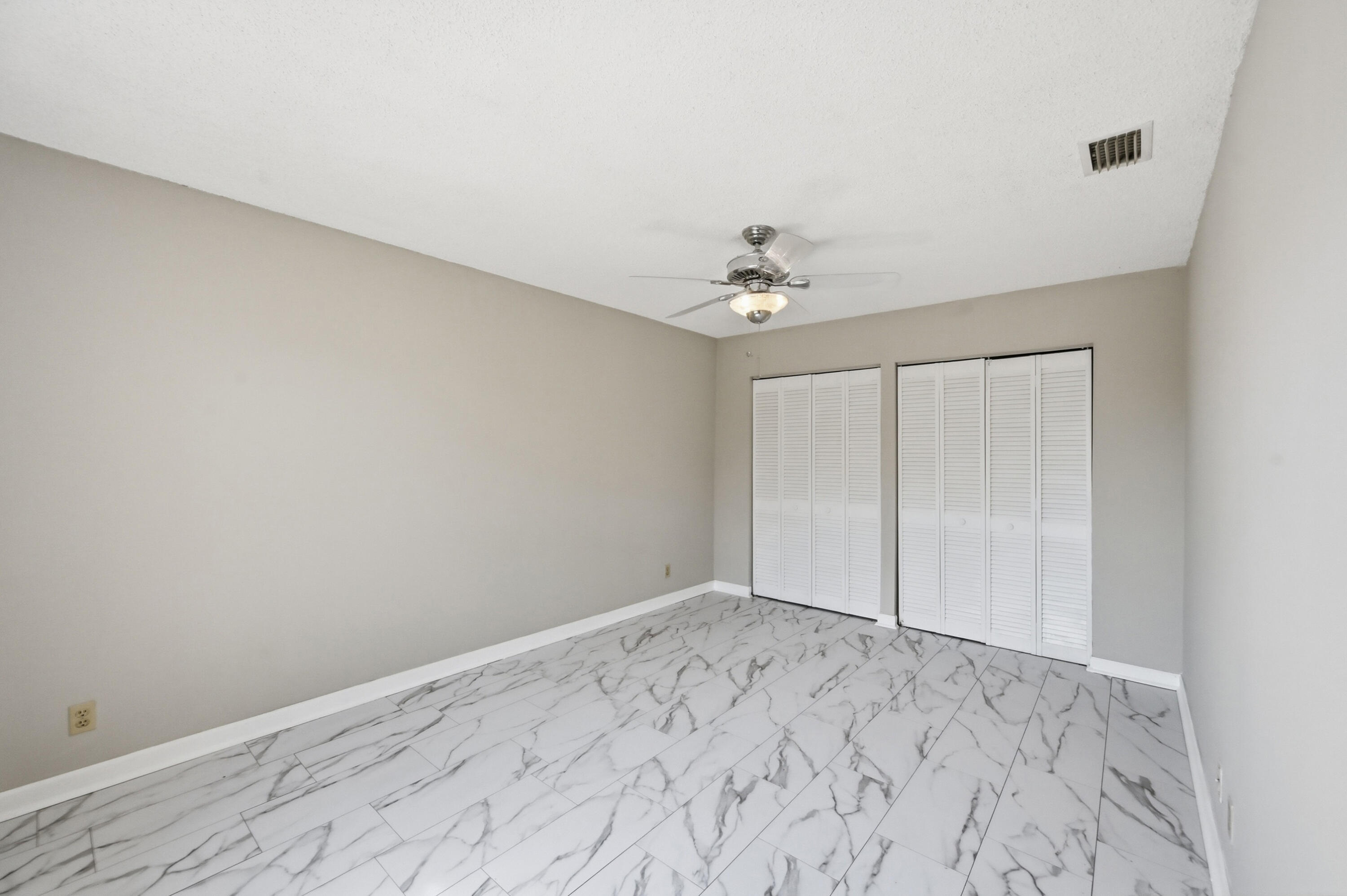 BOCA RIDGE PARK CONDO - Residential Lease