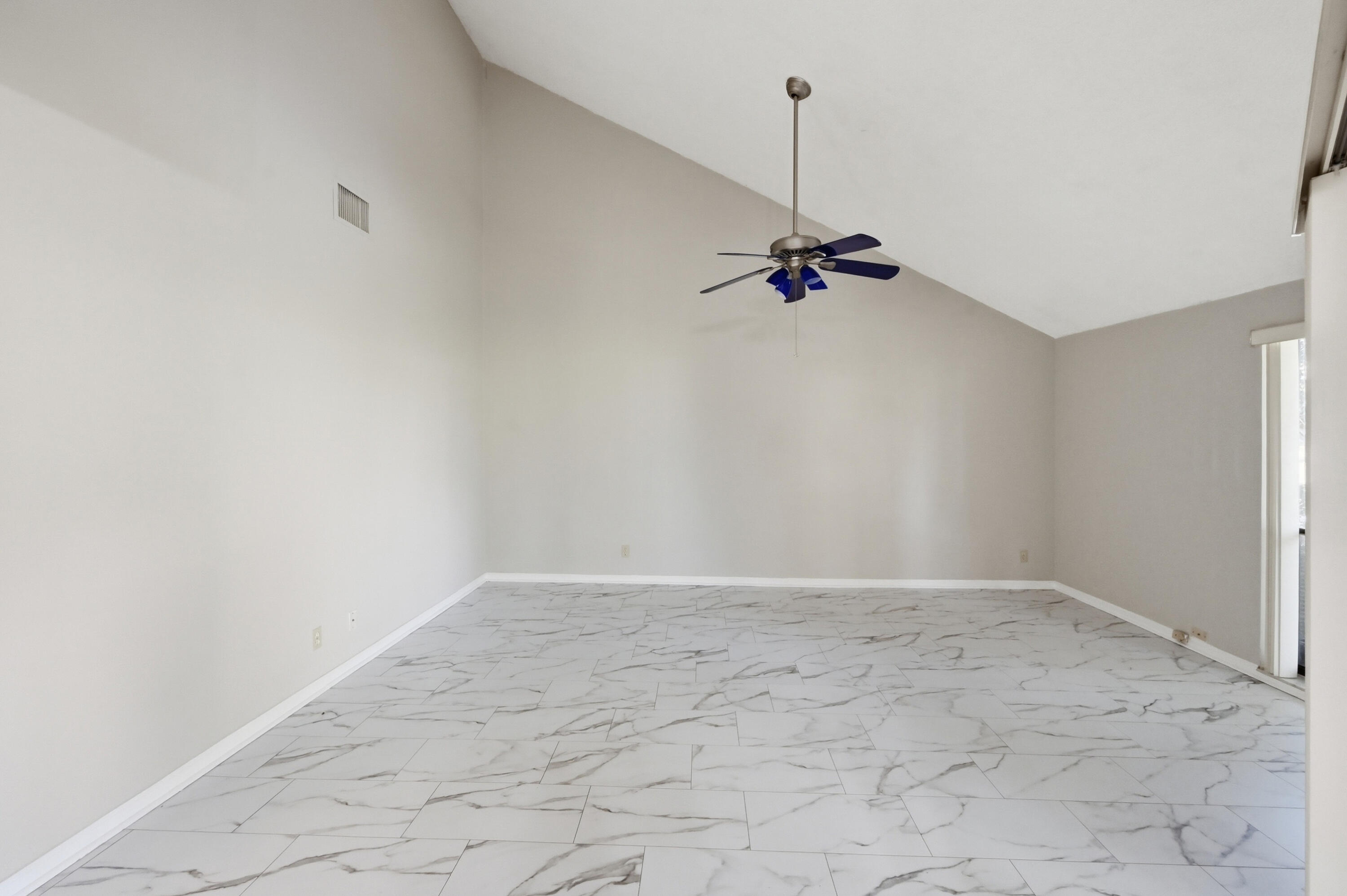 BOCA RIDGE PARK CONDO - Residential Lease