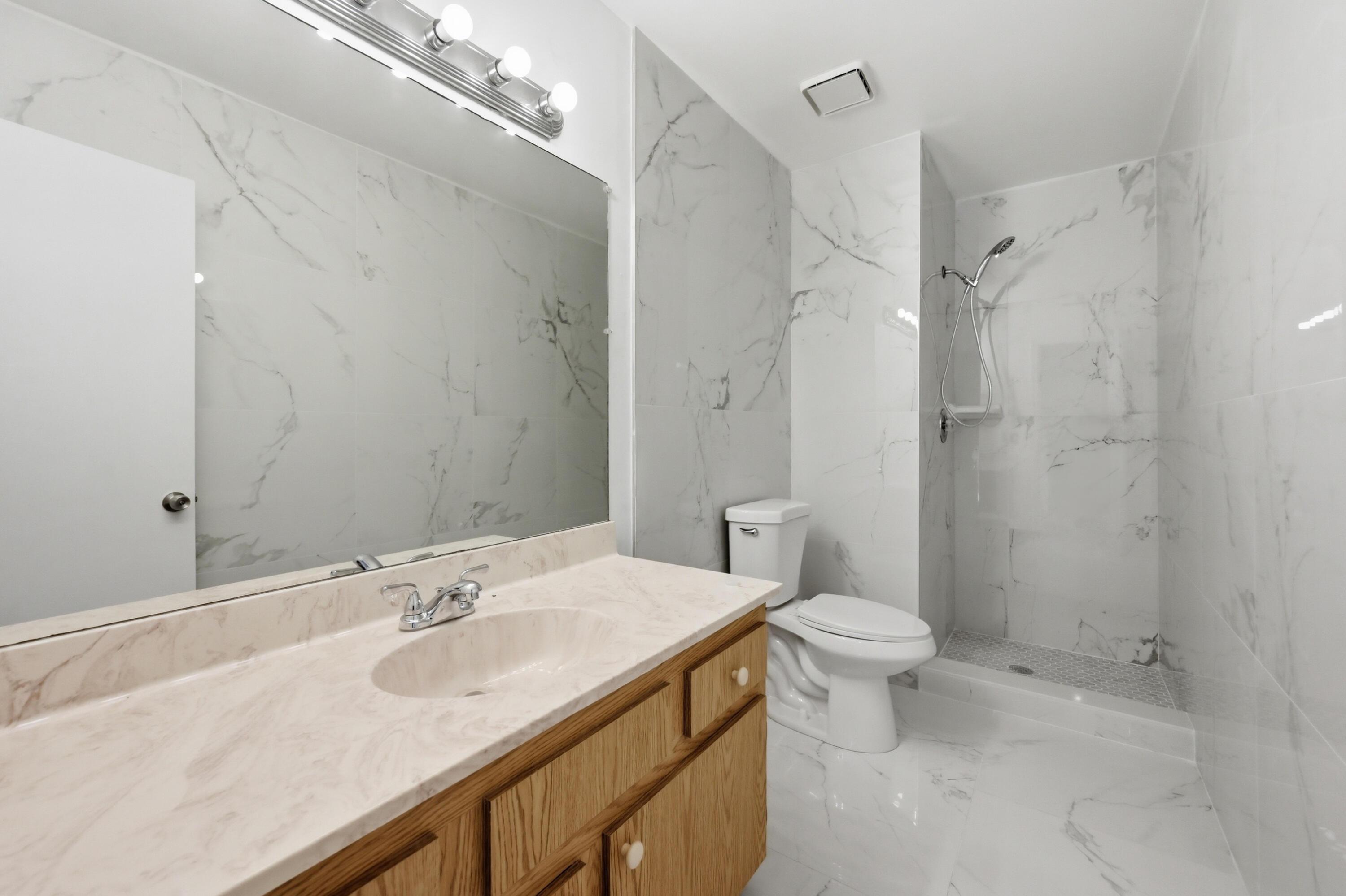 BOCA RIDGE PARK CONDO - Residential Lease