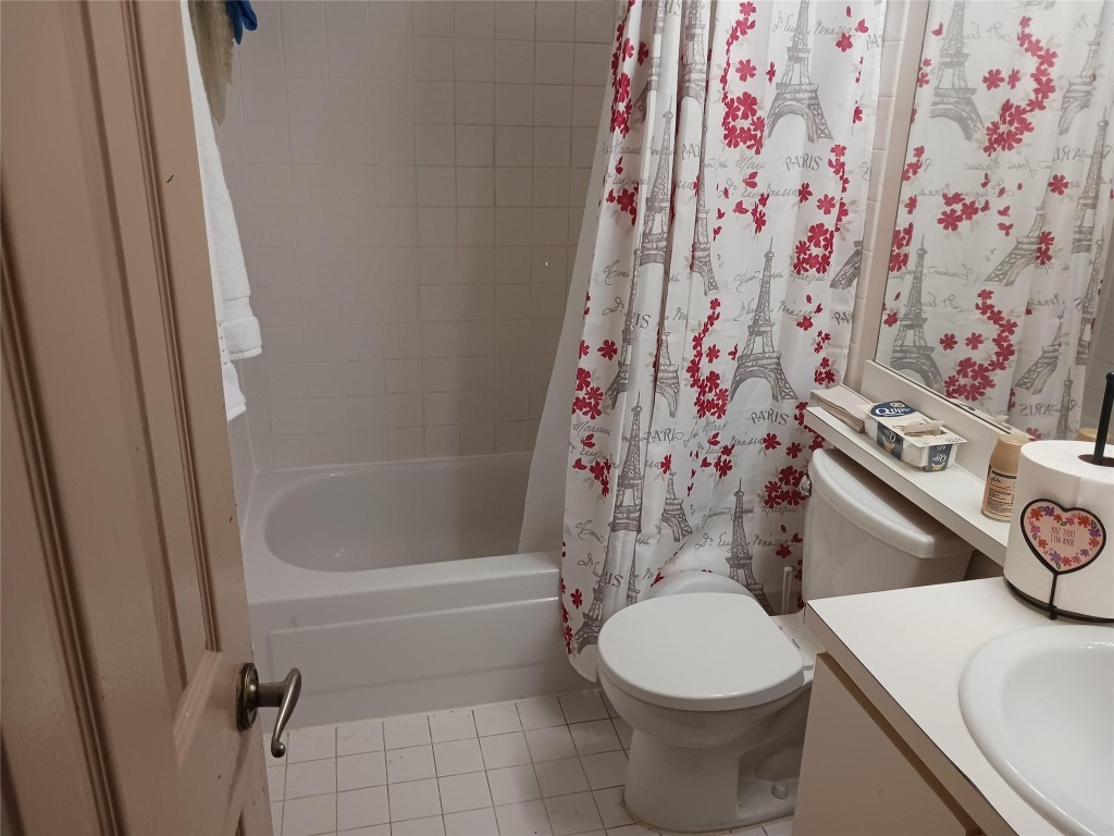 471 NE 210th Cir Terrace 102-14