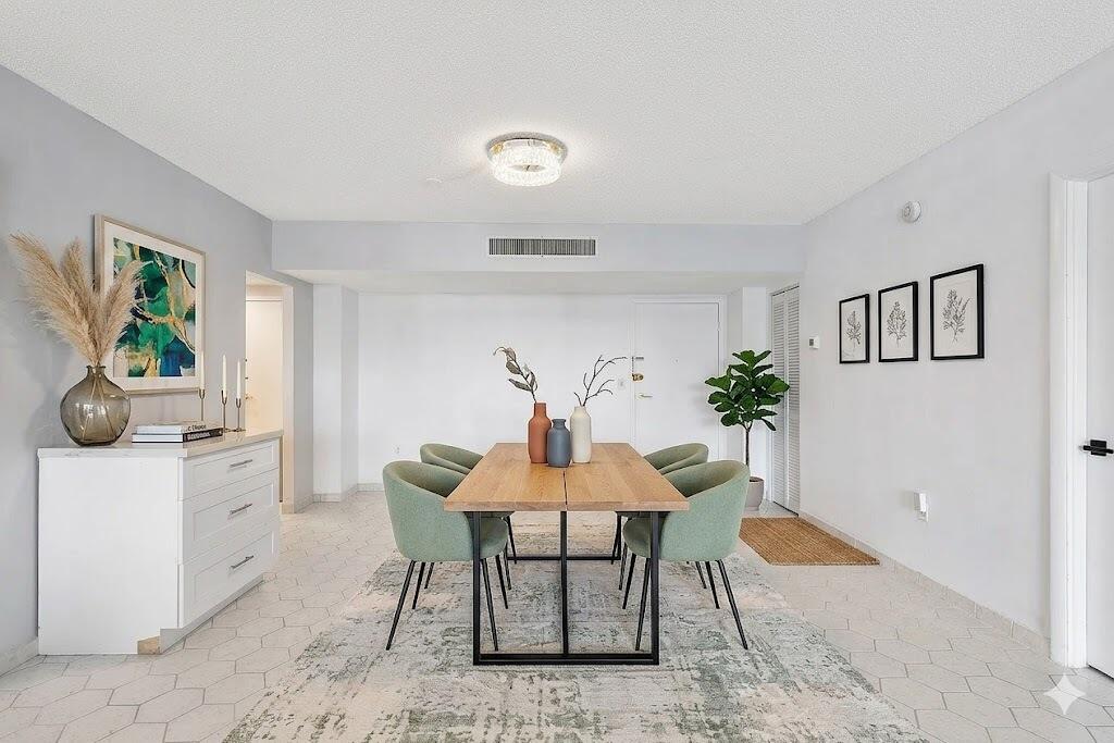 PATRICIAN OF PALM BEACH CONDO - Residential