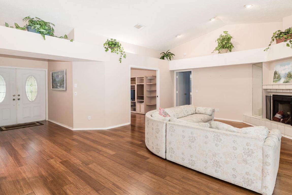 RUSTIC HILLS PHASE III - Residential