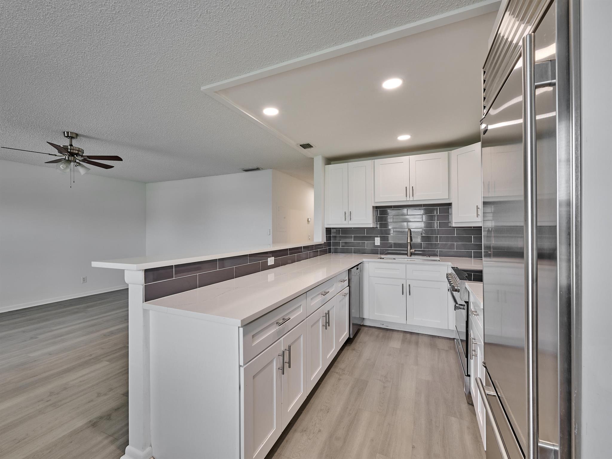 227 Castlewood Drive 203