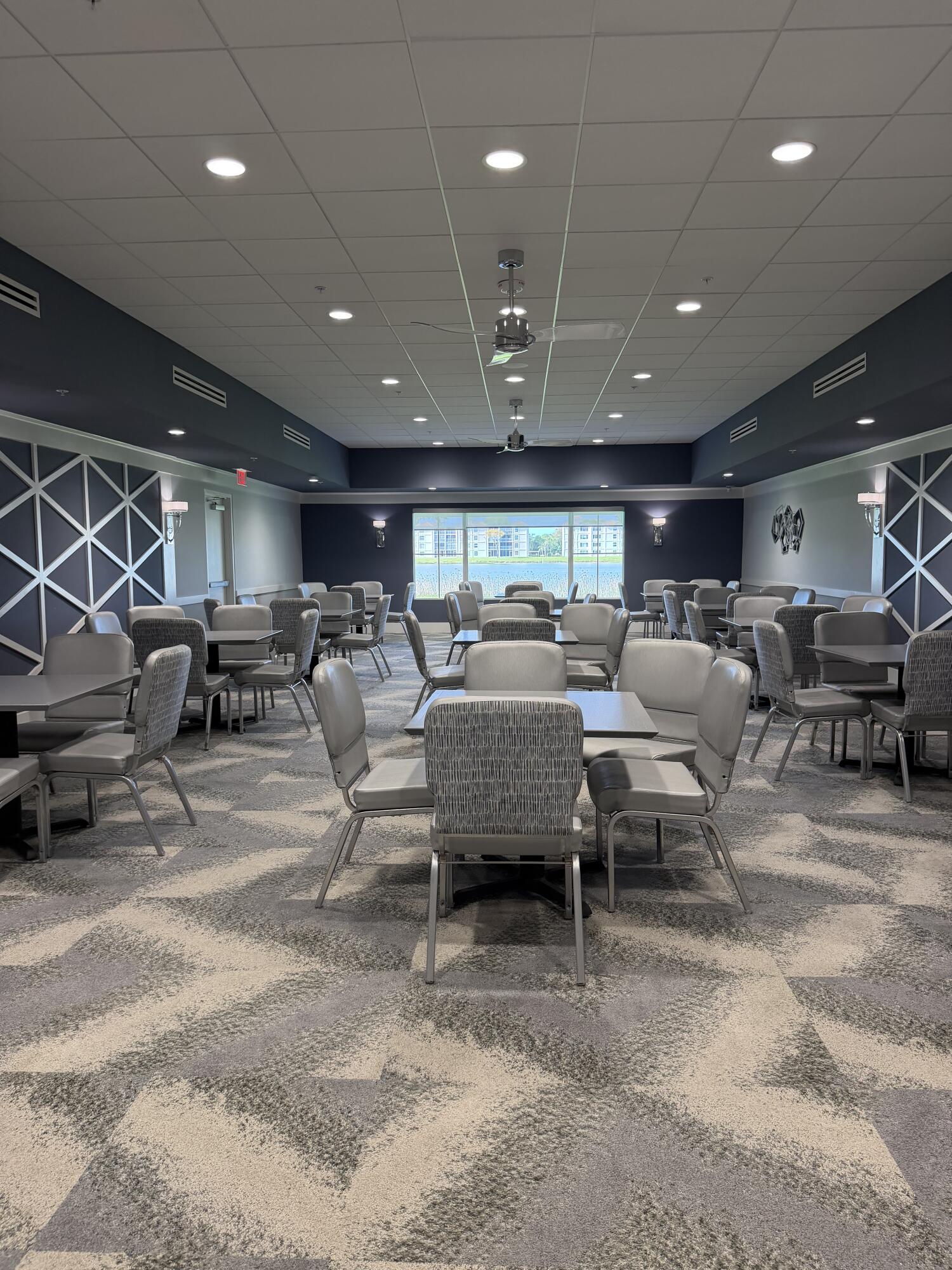 HUNTINGTON POINTE - Residential