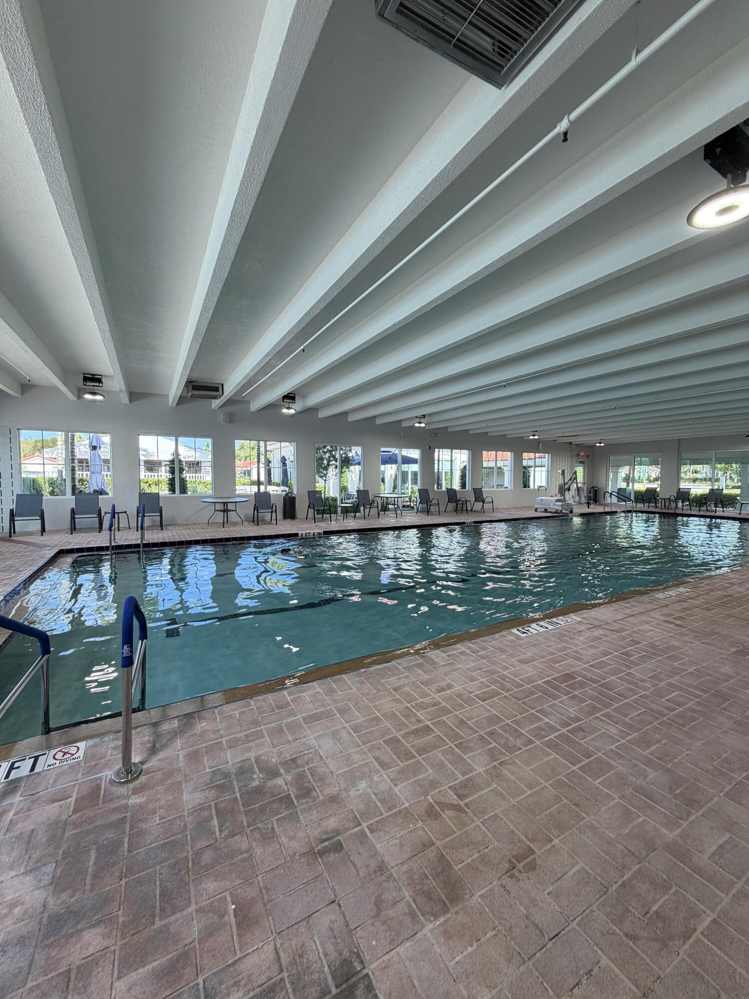 HUNTINGTON POINTE - Residential