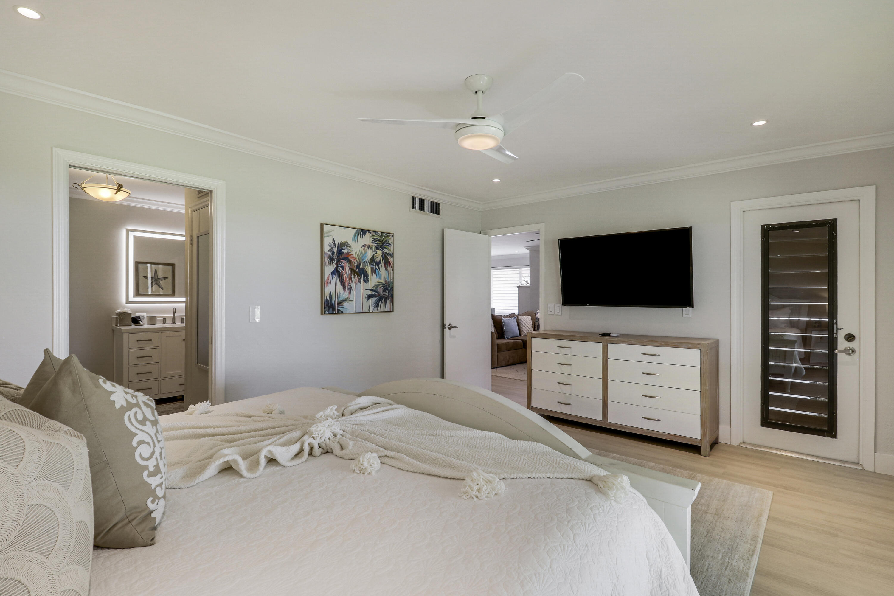 GOLF VILLAS CONDO - Residential Lease