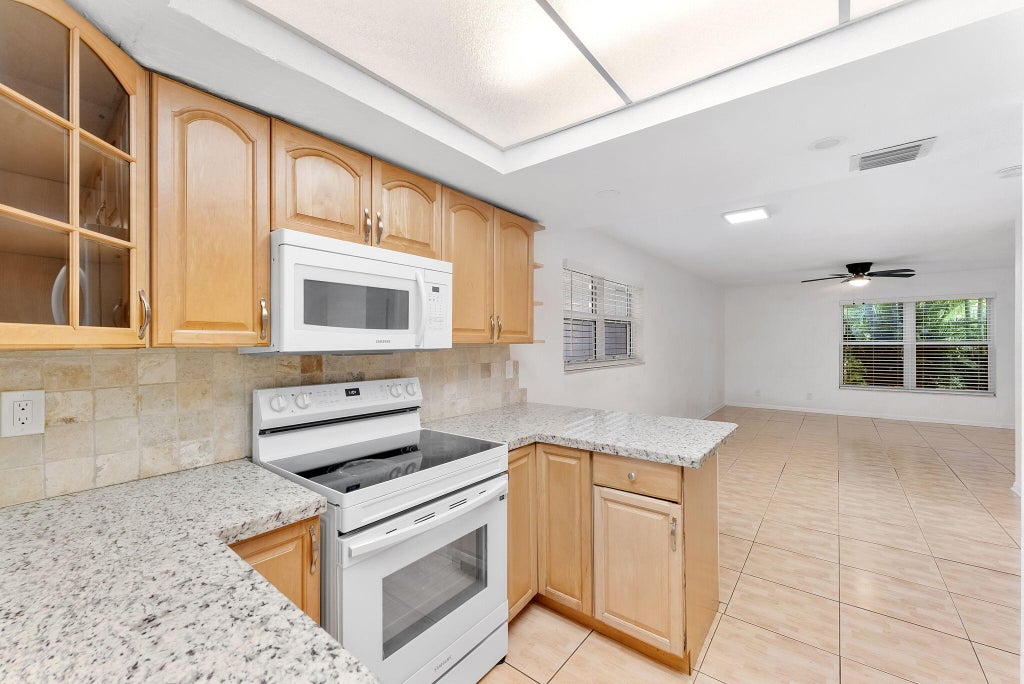 Photo of 1945 NW 4th Avenue #42c, Boca Raton, FL 33432 (MLS # B26065200)