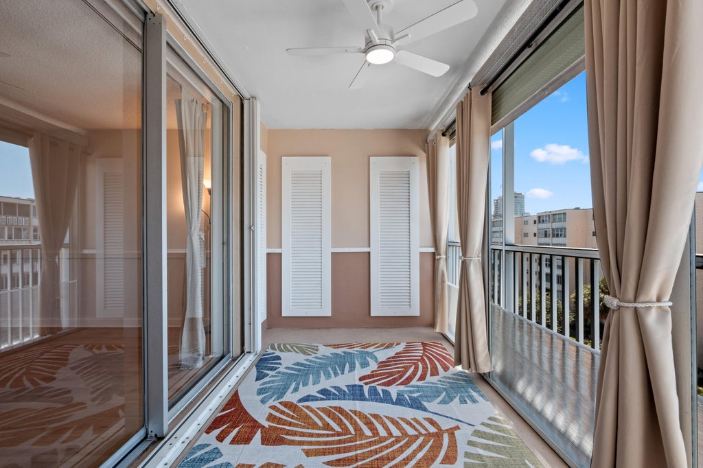 Photo of 620 NE 12TH Avenue #602, Hallandale Beach, FL 33009 (MLS # B26063078)