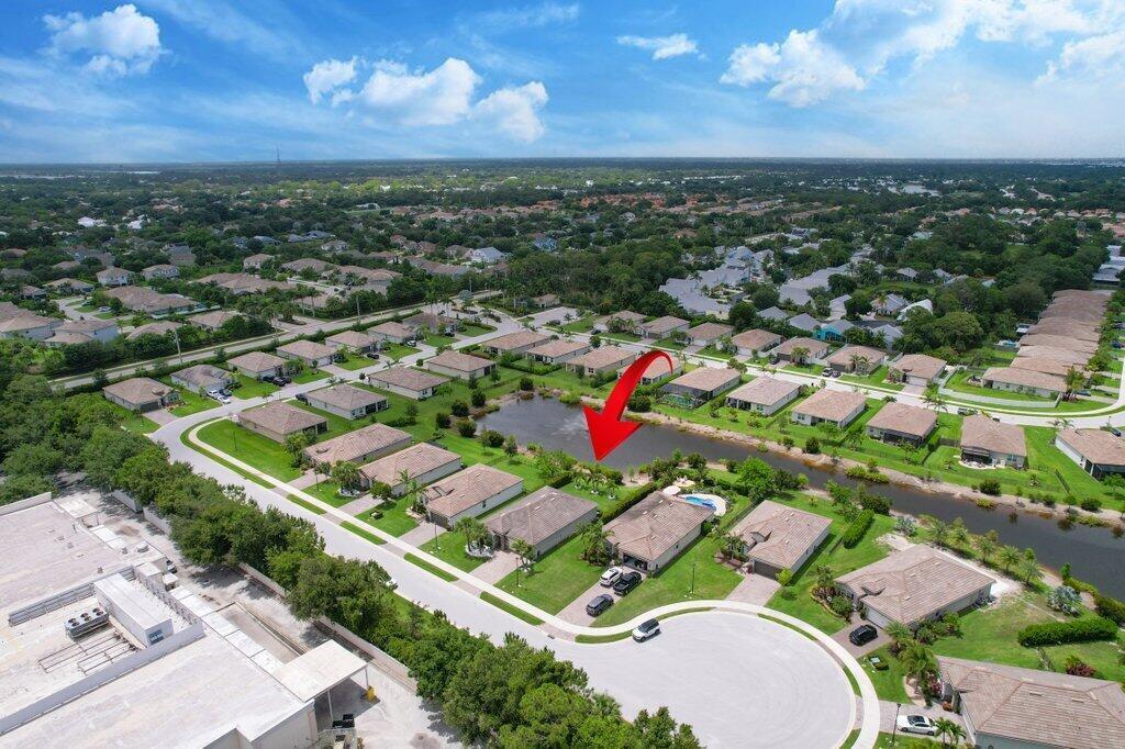BERRY GROVE - Residential Lease