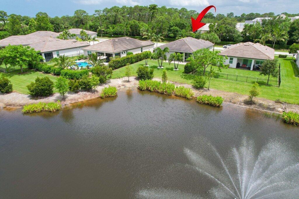 BERRY GROVE - Residential Lease