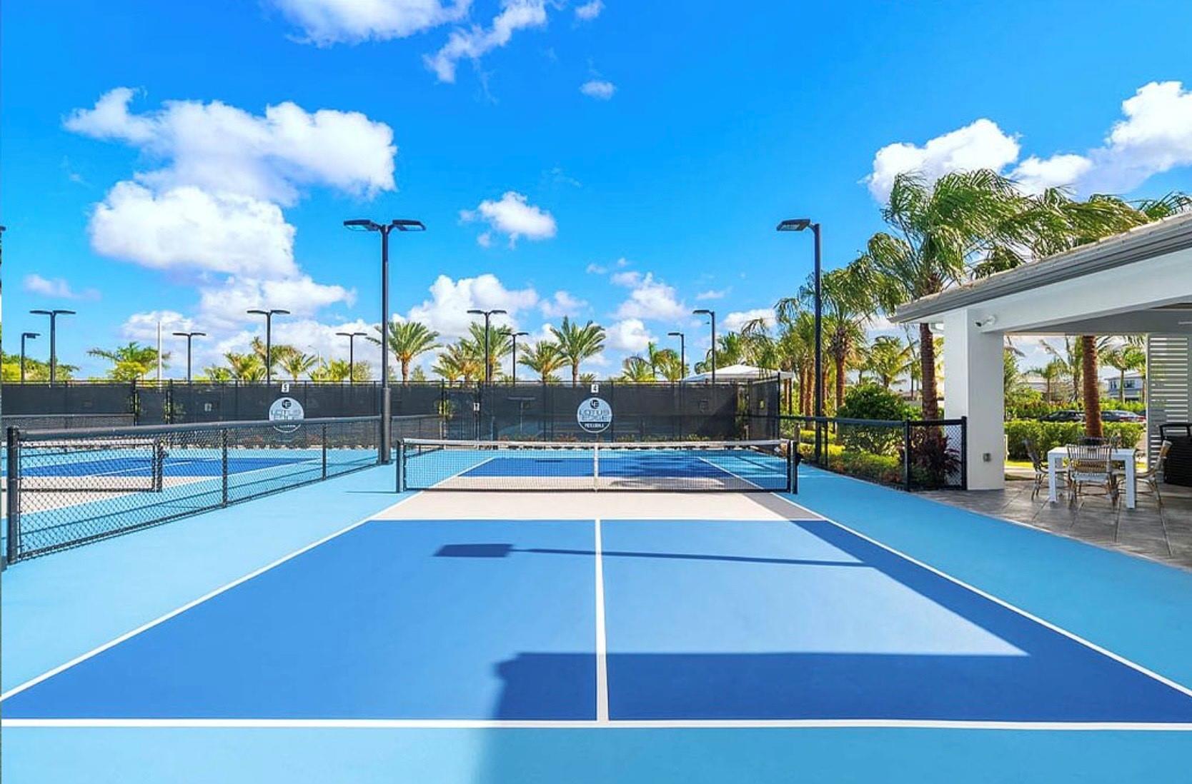 LOTUS EDGE - Residential